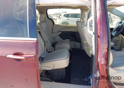 2017 Chrysler Pacifica Limited from USA, damaged, VIN 2C4RC1GG3HR597766